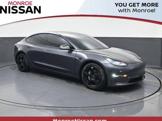 TESLA MODEL 3 2022 5YJ3E1EB7NF129392 image TESLA MODEL 3 2022 5YJ3E1EB7NF129392 image